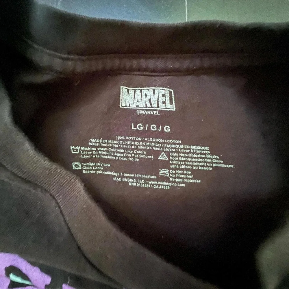 Marvel T-Shirt Black Venom Graphic Comic Print Large